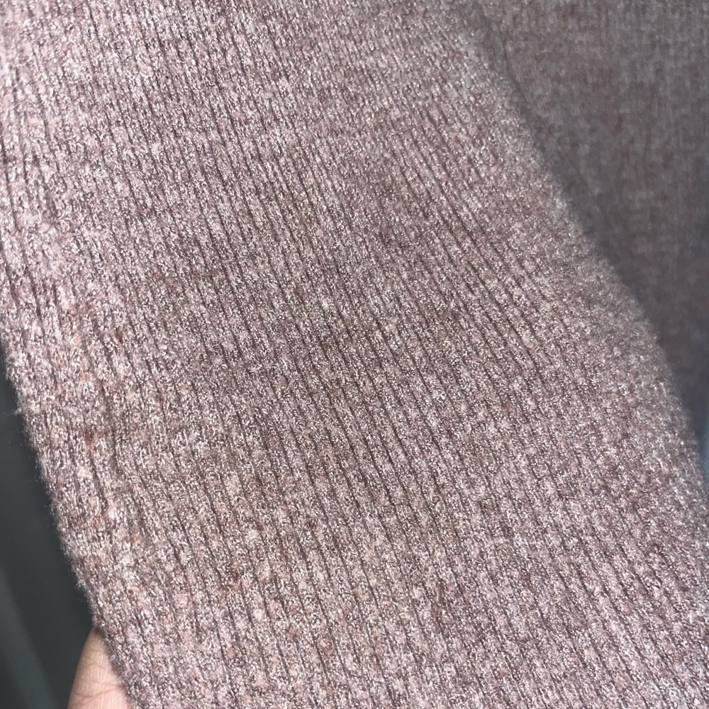 Elegant Ribbed Knit Mini Dress - Picture 3 of 5